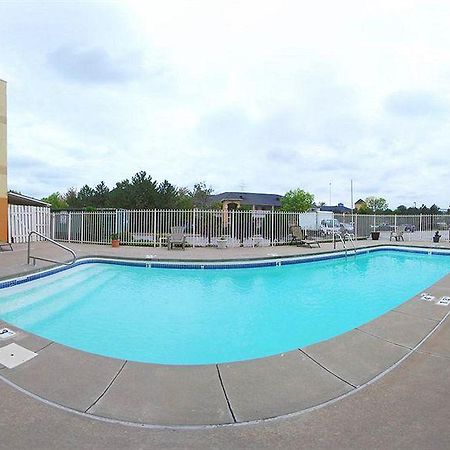 Quality Inn Merriam Kansas City Extérieur photo