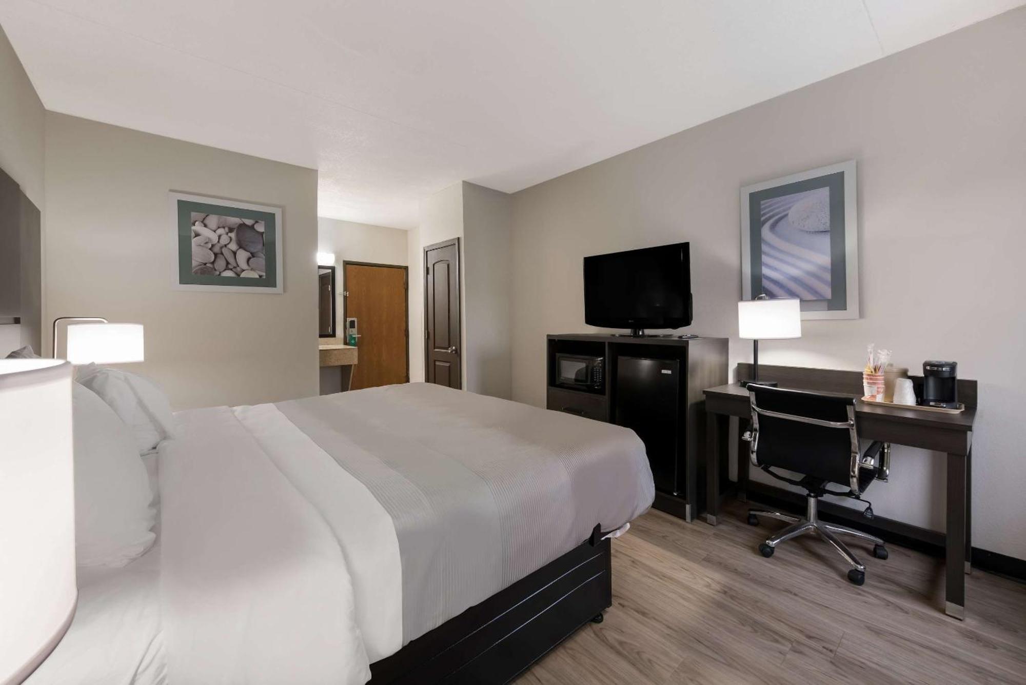 Quality Inn Merriam Kansas City Extérieur photo