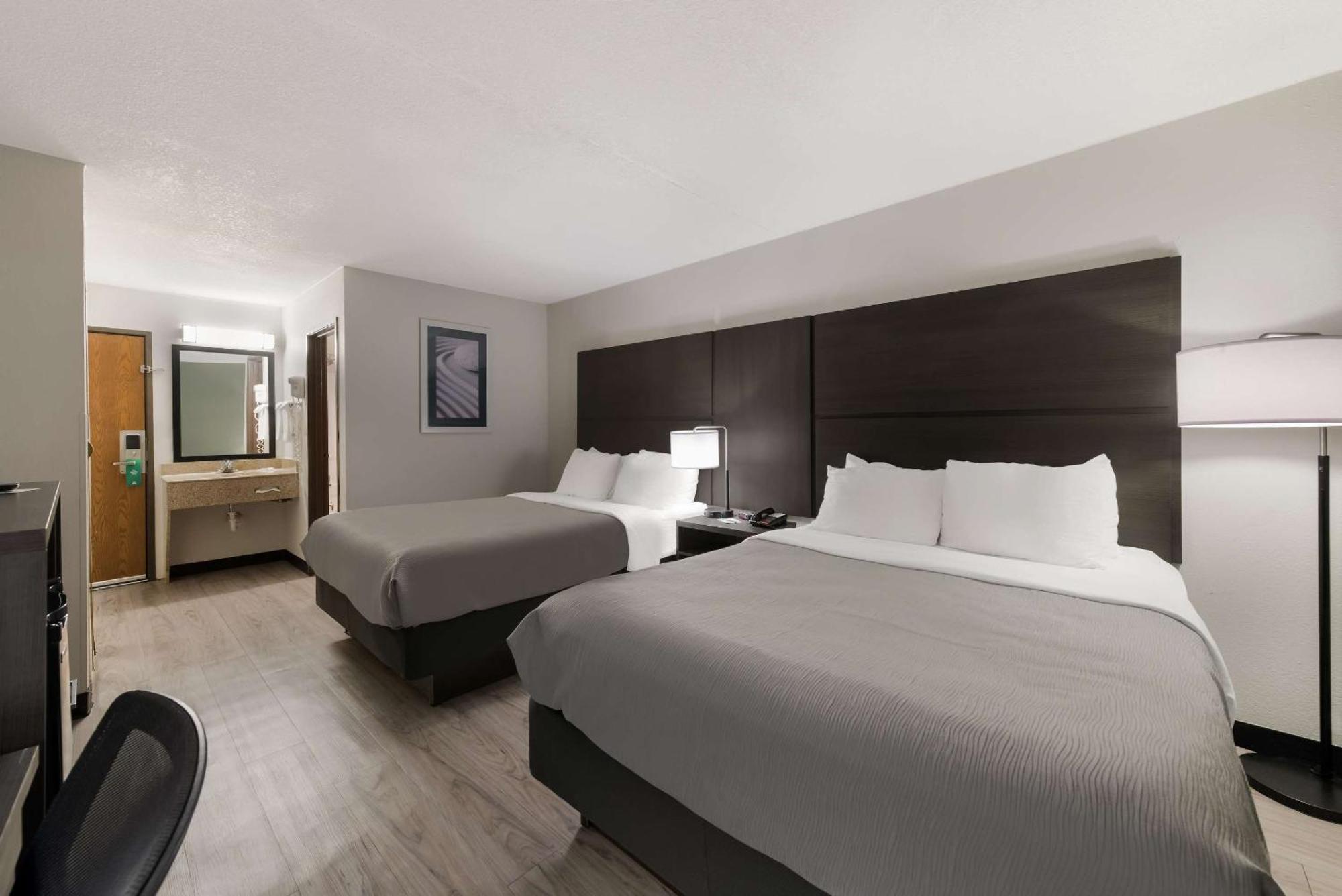 Quality Inn Merriam Kansas City Extérieur photo